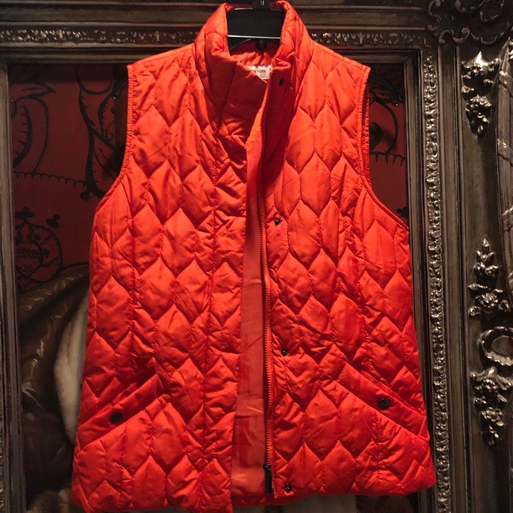 Jones of New York orange puffy vest